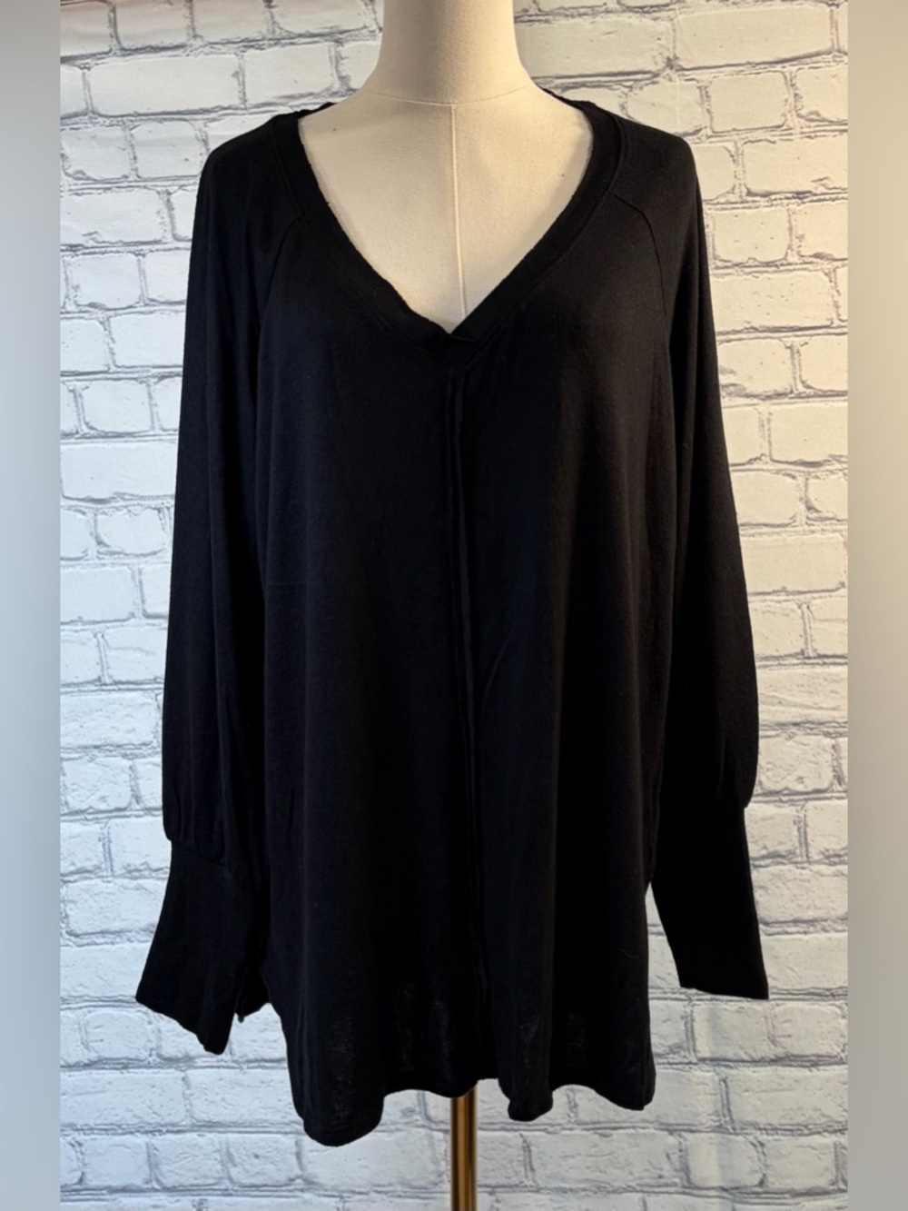 Knox Rose Size:XXL Black V-Neck Women's Top